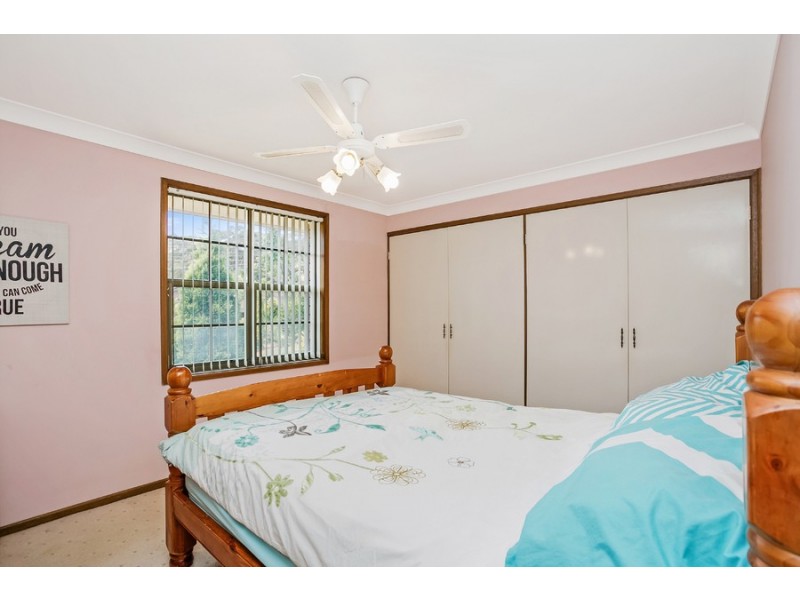 12 Seaview Close, Eleebana NSW 2282