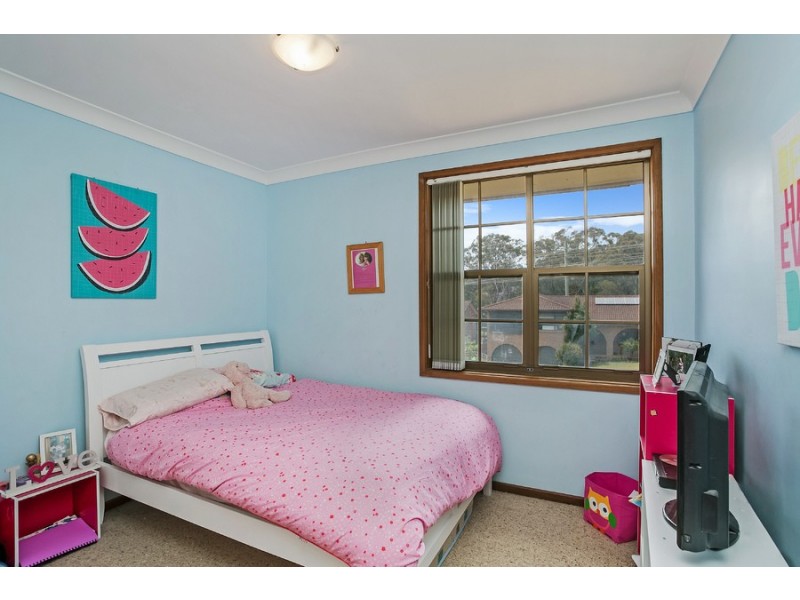 12 Seaview Close, Eleebana NSW 2282