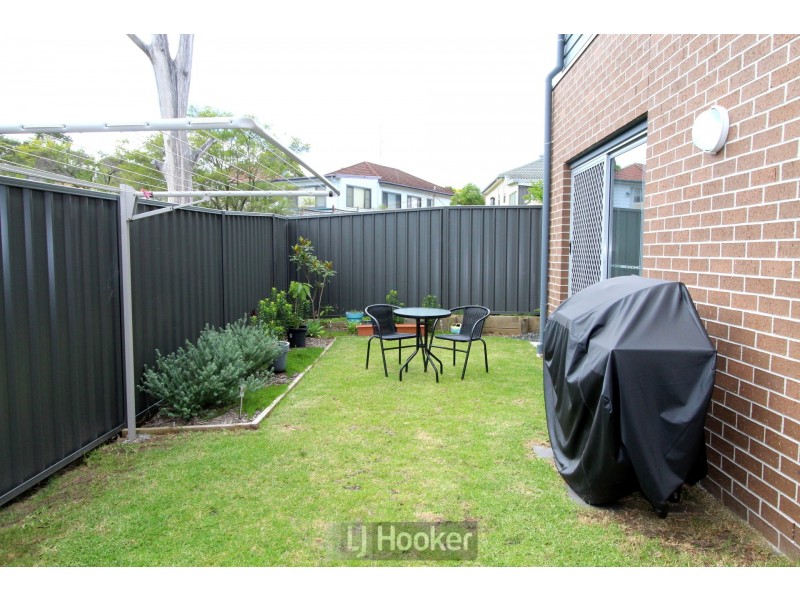2/23 Lee Crescent, Birmingham Gardens NSW 2287