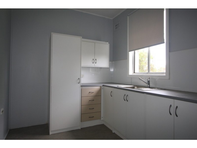 21 Blackbutt Parade, Kotara South NSW 2289