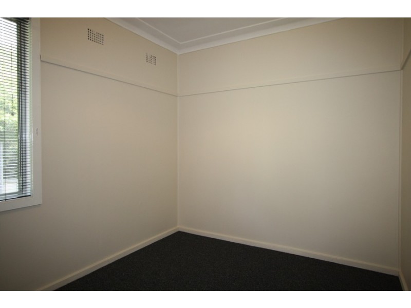 21 Blackbutt Parade, Kotara South NSW 2289