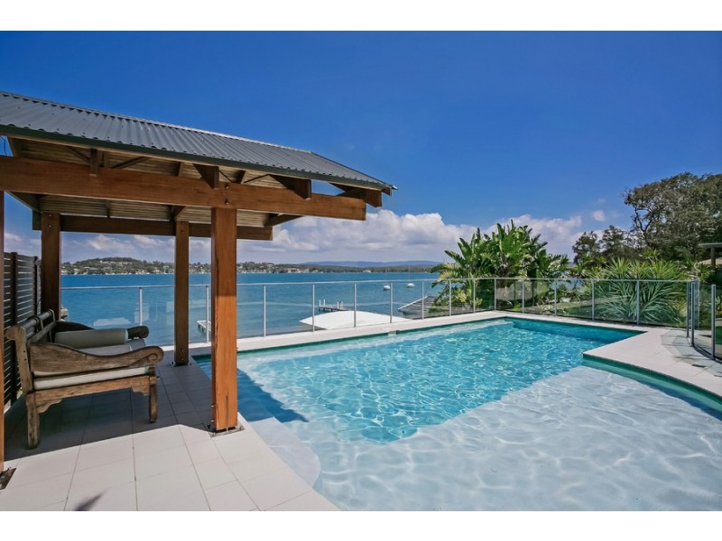 11 Grant Road, Coal Point NSW 2283