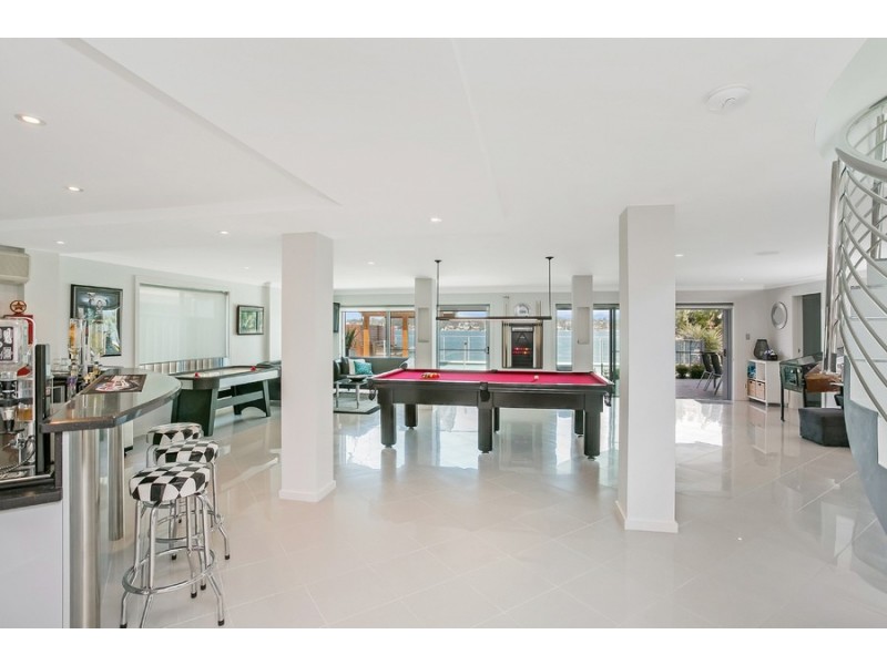 11 Grant Road, Coal Point NSW 2283