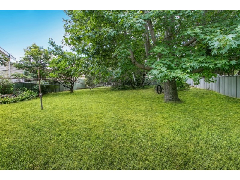 300 The Esplanade, Speers Point NSW 2284