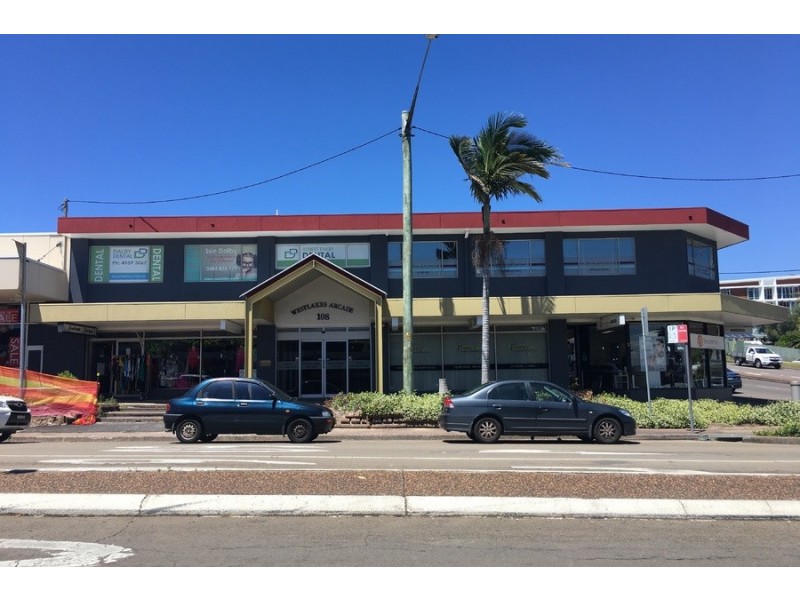 2/108 The Boulevarde, Toronto NSW 2283