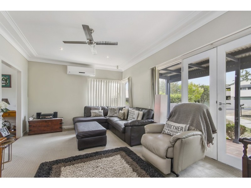 24 Hopkins Street, Speers Point NSW 2284