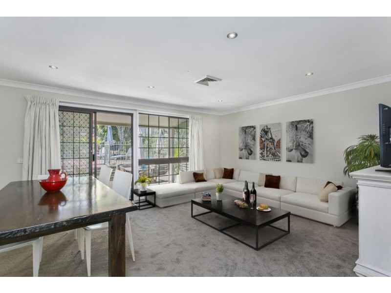 15 Huntington Close, Eleebana NSW 2282