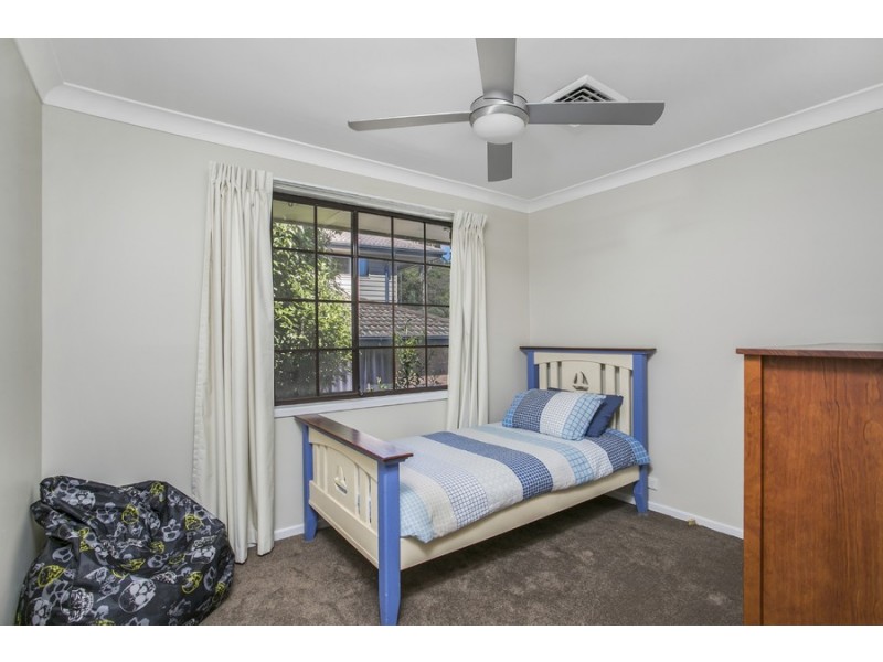15 Huntington Close, Eleebana NSW 2282