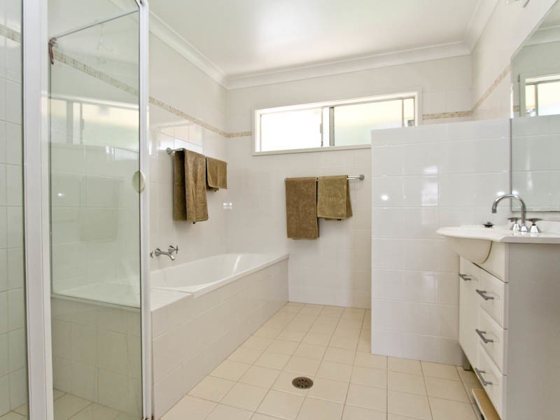 3 Greenwood Avenue, Belmont NSW 2280