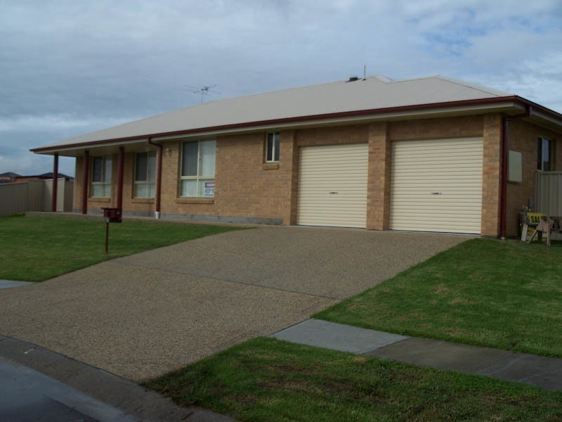 6 Jacana Way, Maryland NSW 2287