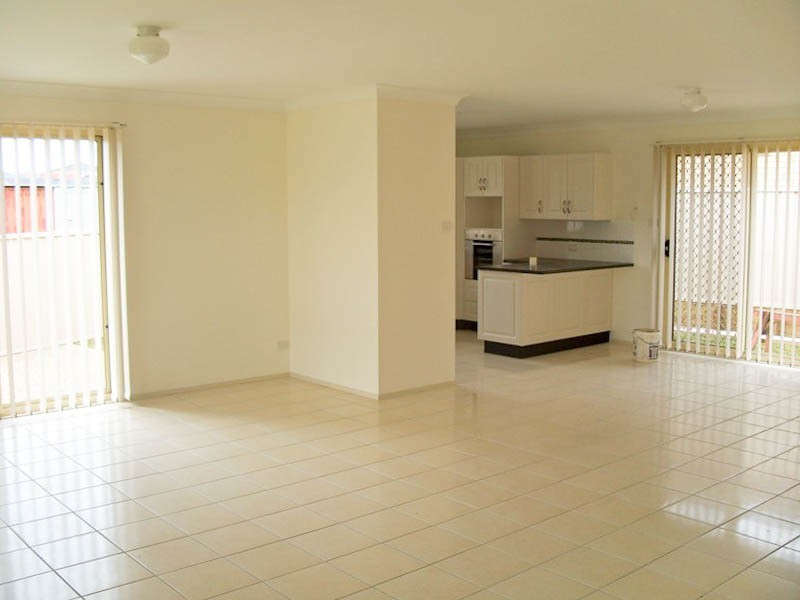 6 Jacana Way, Maryland NSW 2287