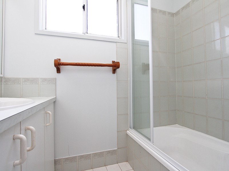 8A Janice Street, Warners Bay NSW 2282