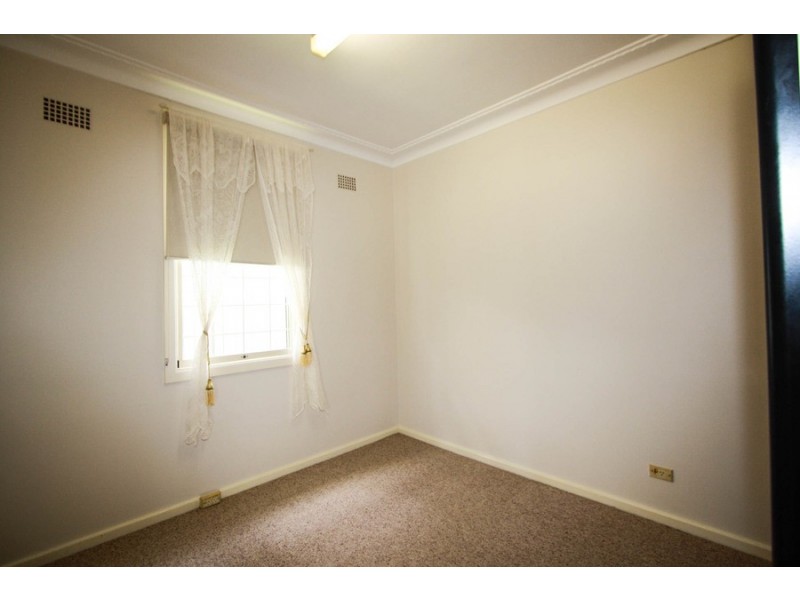 41 Jones Avenue, Warners Bay NSW 2282