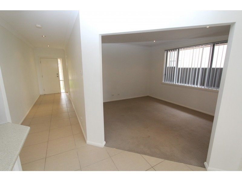 68 Delaware Drive, Macquarie Hills NSW 2285