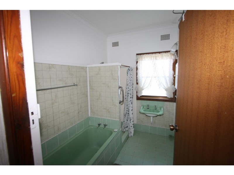 115 Old Maitland Road Road, Hexham NSW 2322