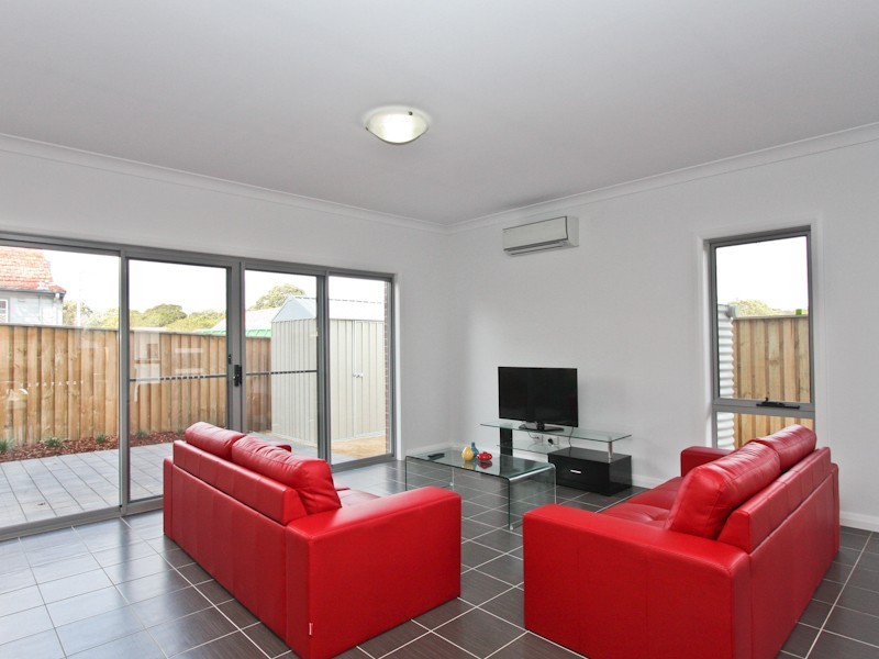 Room 1, 5/10 Steel Street, Jesmond NSW 2299