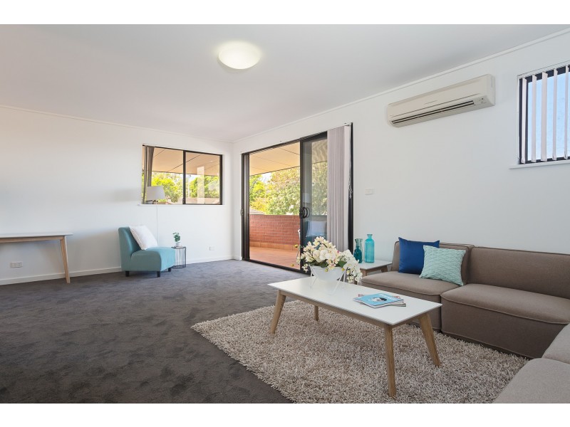 4/9 Howard Street, Warners Bay NSW 2282