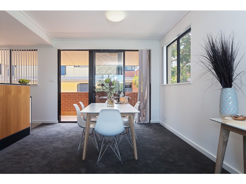 4/9 Howard Street, Warners Bay NSW 2282