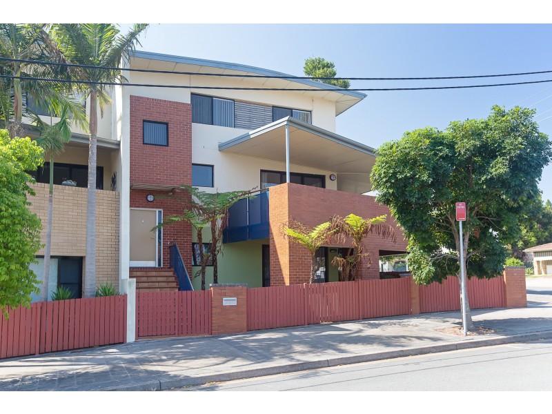 4/9 Howard Street, Warners Bay NSW 2282