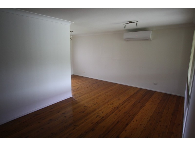 11 Harrison Street, Warners Bay NSW 2282