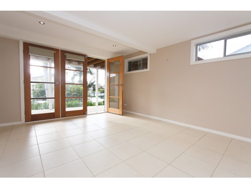 21 Macquarie Drive, Belmont NSW 2280