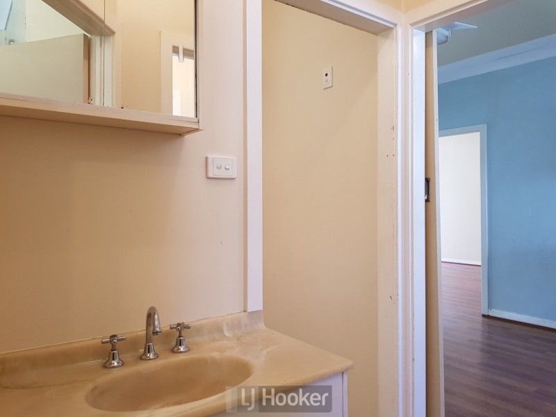 73 Medcalf Street, Warners Bay NSW 2282