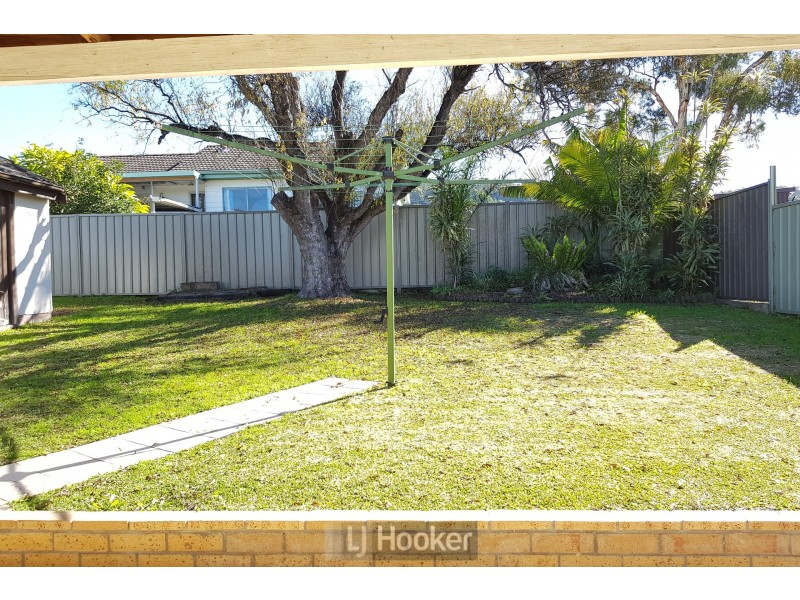 73 Medcalf Street, Warners Bay NSW 2282