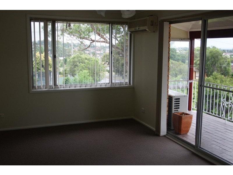 74 Maryland Drive, Maryland NSW 2287