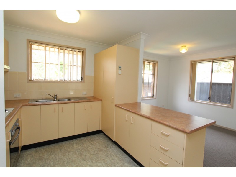 2a Whitehaven Drive, Lakelands NSW 2282