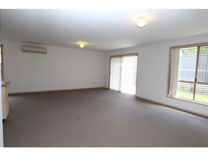 2a Whitehaven Drive, Lakelands NSW 2282