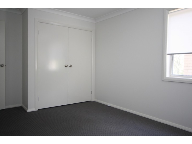 35 Middle Point Road, Bolton Point NSW 2283