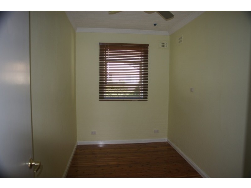 19 Ruswell Avenue, Warners Bay NSW 2282