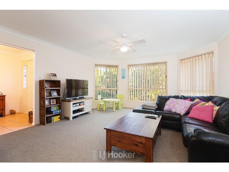 18 Chifley Road, Morisset Park NSW 2264