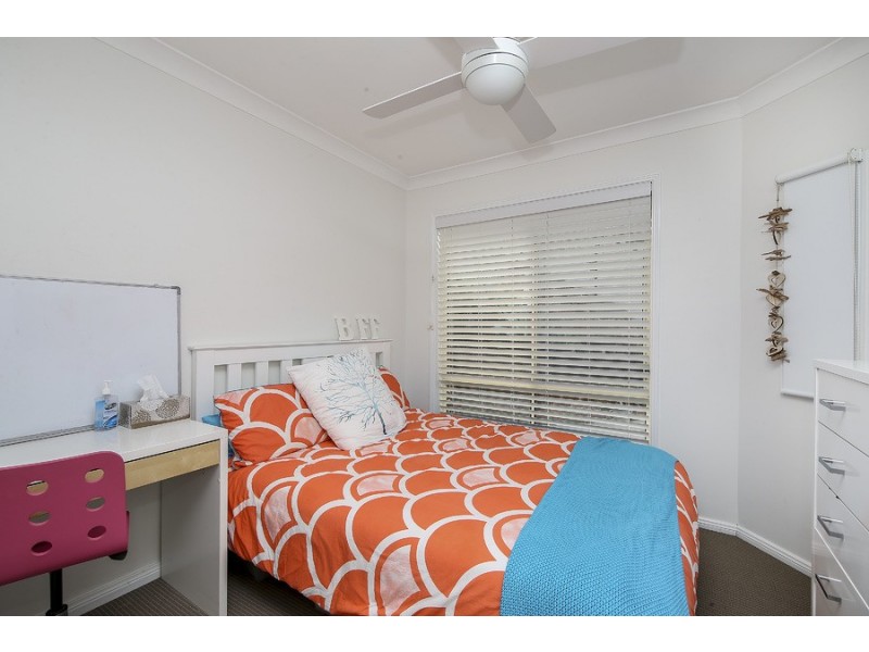 9 Clare Close, Eleebana NSW 2282