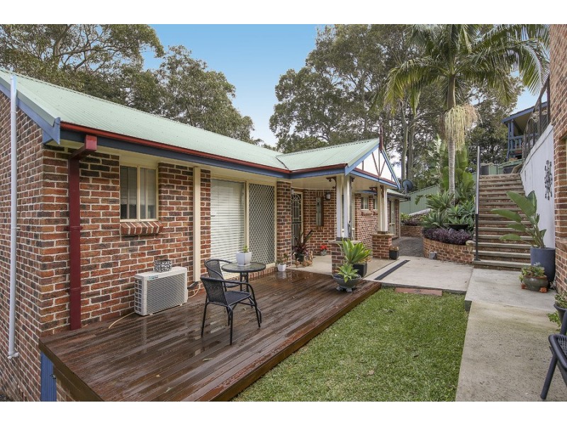 9 Clare Close, Eleebana NSW 2282
