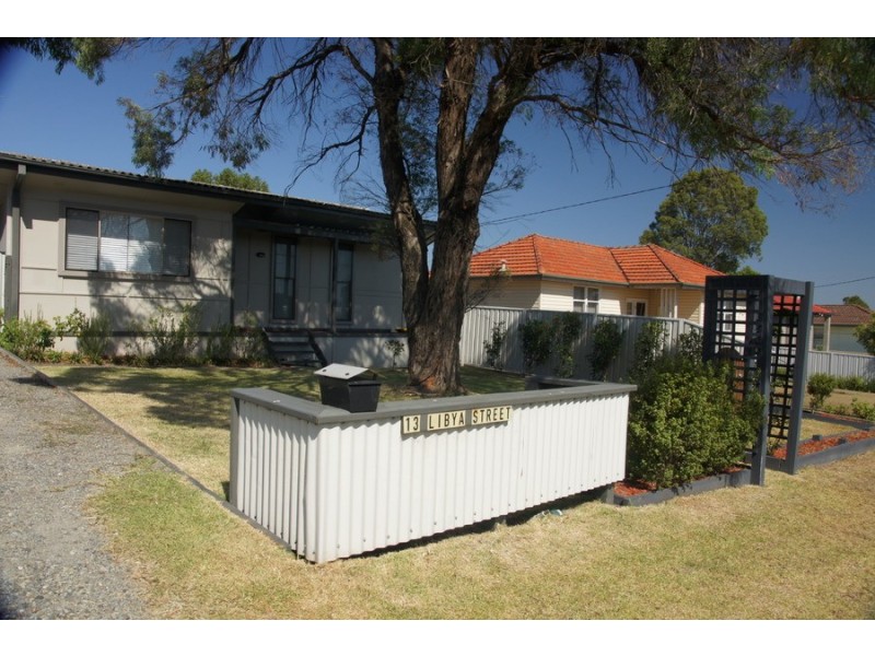 13 Libya Street, Shortland NSW 2307