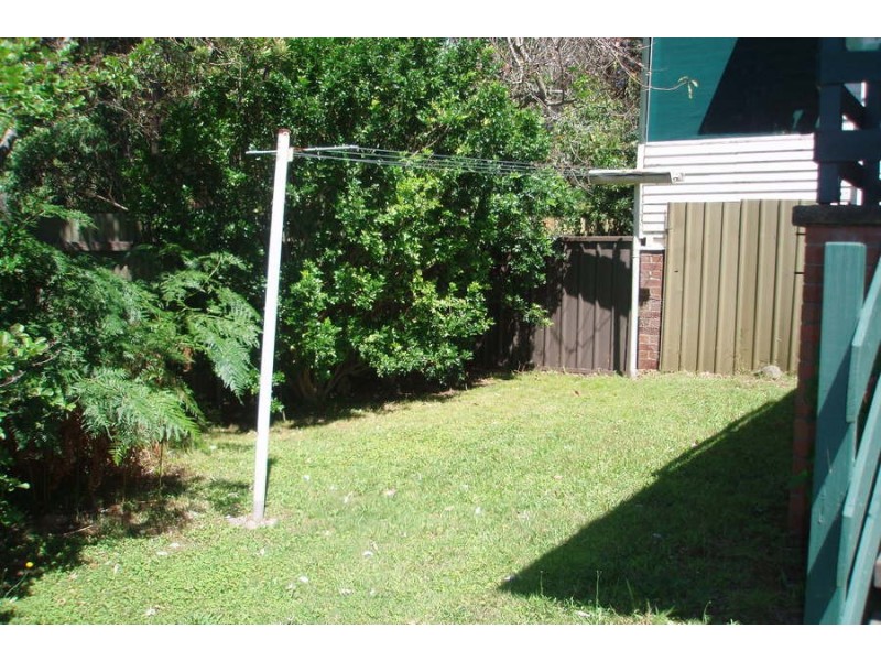 2/2 Watkins Lane, Teralba NSW 2284