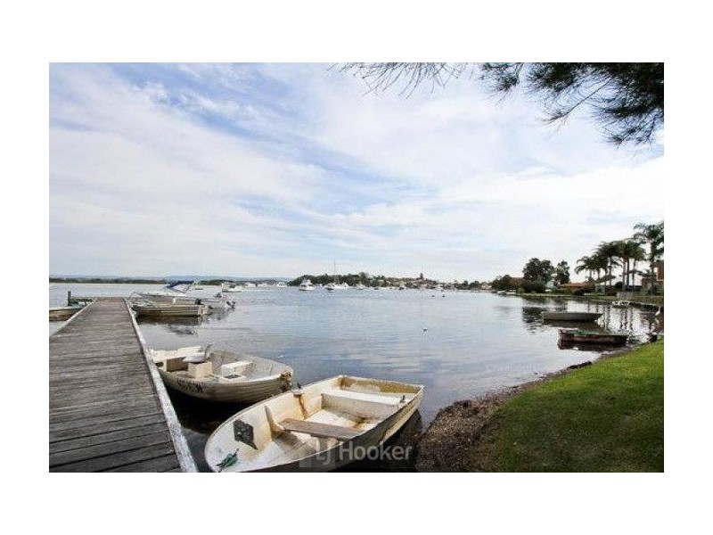 8/33-39 Haddon Crescent, Marks Point NSW 2280