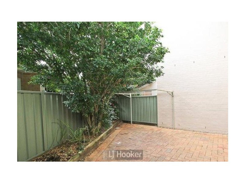 8/33-39 Haddon Crescent, Marks Point NSW 2280