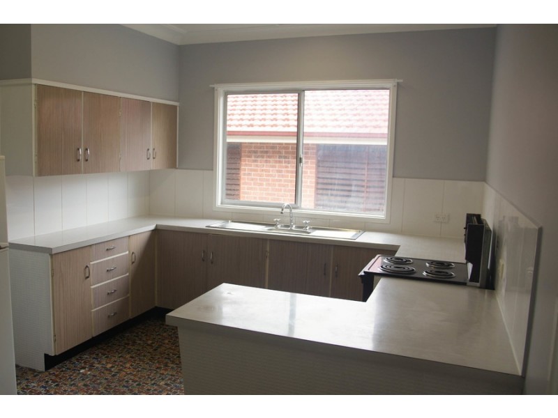 124 Rosemary Row, Rathmines NSW 2283