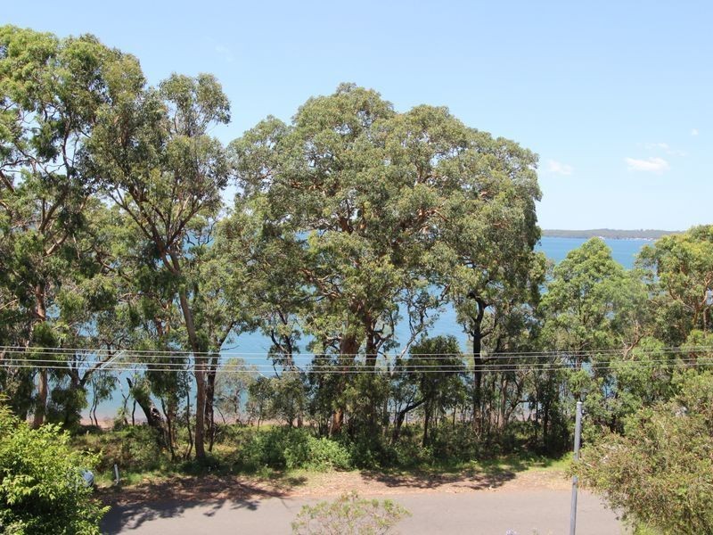 43 Beach Road, Wangi Wangi NSW 2267