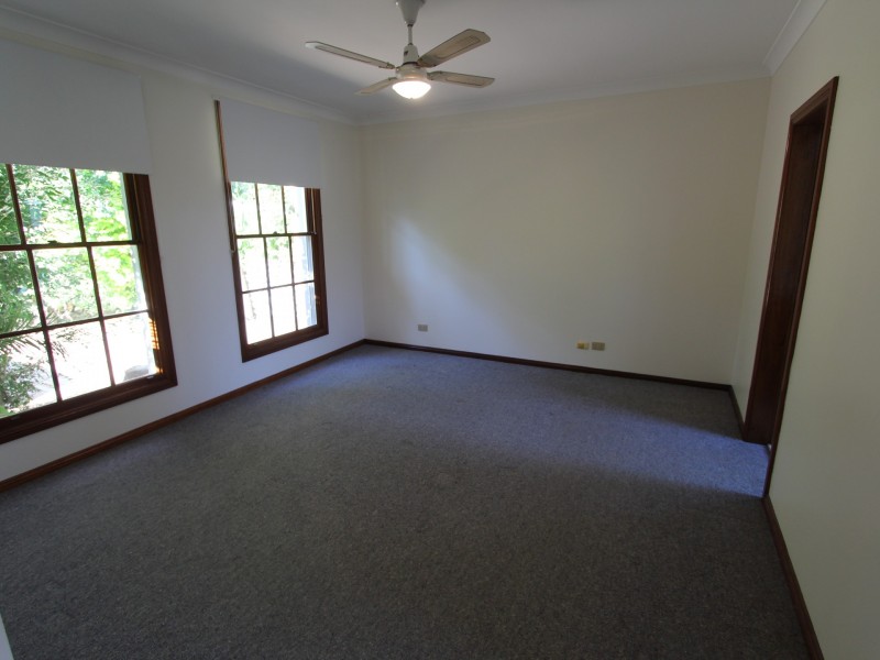 6 Barellan Street, Lambton NSW 2299