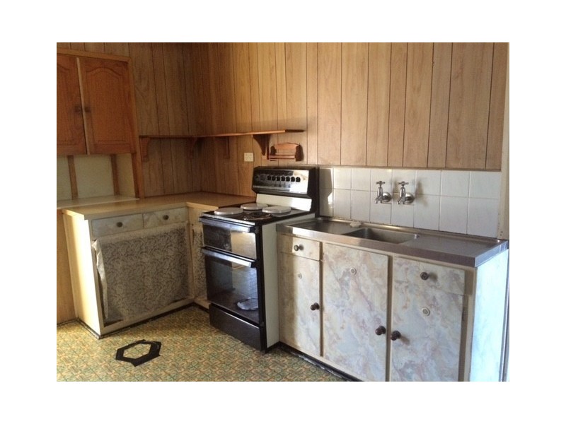 10 Yorston Street, Warners Bay NSW 2282