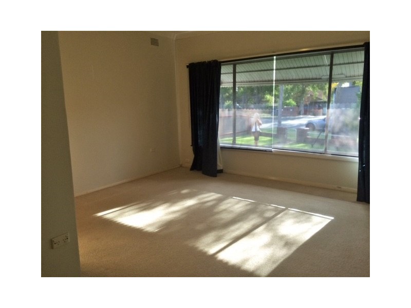 10 Yorston Street, Warners Bay NSW 2282