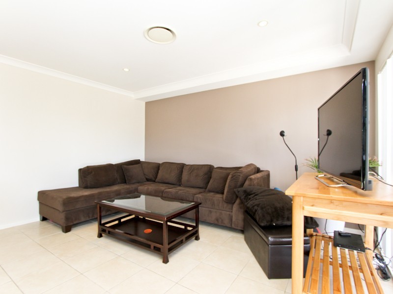 3/4 Berringar Road, Valentine NSW 2280