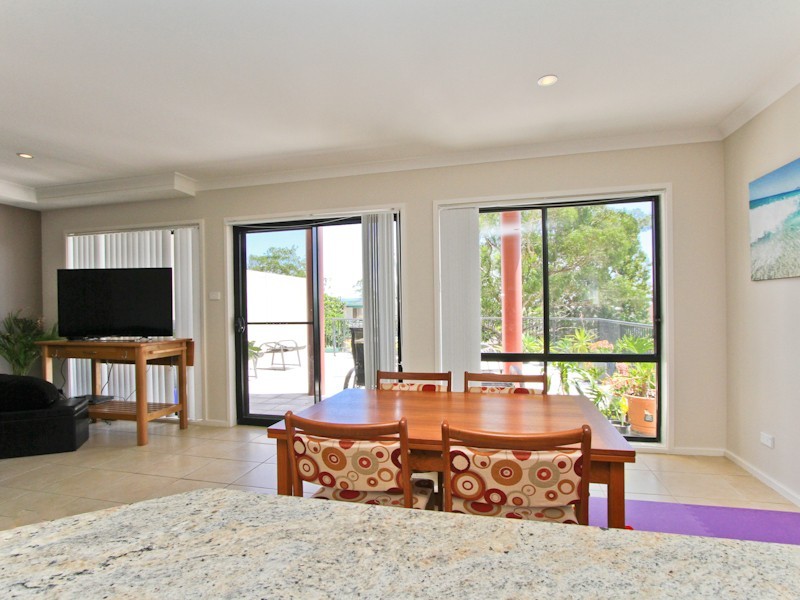 3/4 Berringar Road, Valentine NSW 2280