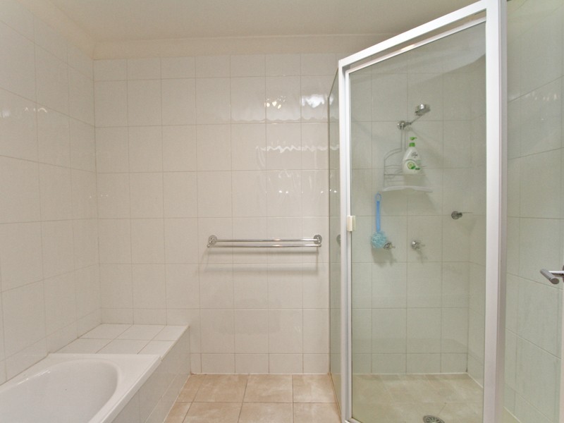 3/4 Berringar Road, Valentine NSW 2280