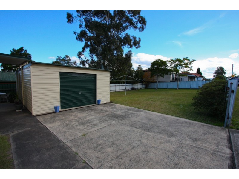 1 Emily Street, Glendale NSW 2285
