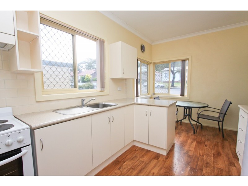 1 Emily Street, Glendale NSW 2285