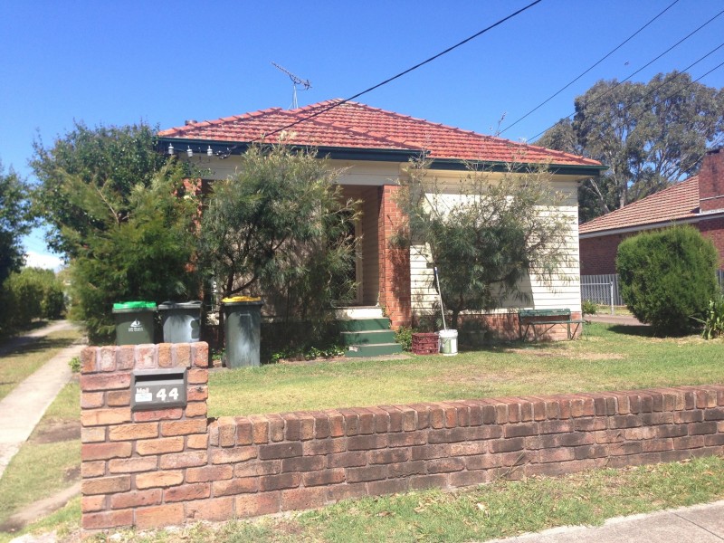 44 Anzac Parade, Toronto NSW 2283
